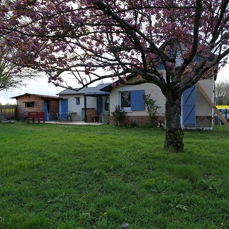 Le Gite Du Loir A Velo, Gite D'Etape, Backpacker Marçon エクステリア 写真