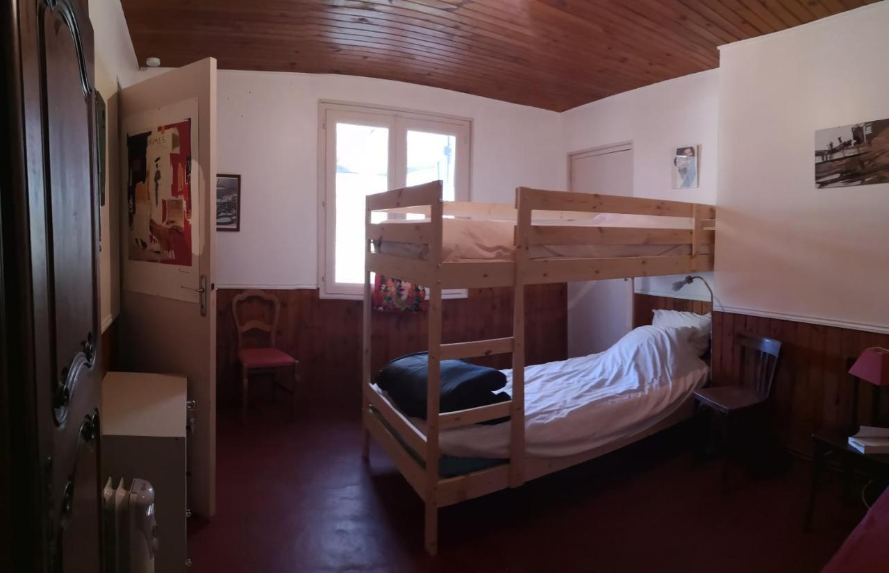 Le Gite Du Loir A Velo, Gite D'Etape, Backpacker Marçon エクステリア 写真
