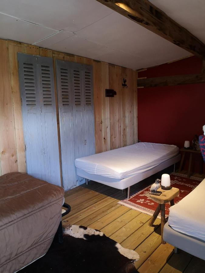 Le Gite Du Loir A Velo, Gite D'Etape, Backpacker Marçon エクステリア 写真